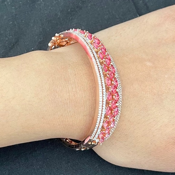 14k Plated Bracelet - Picture 4 of 5